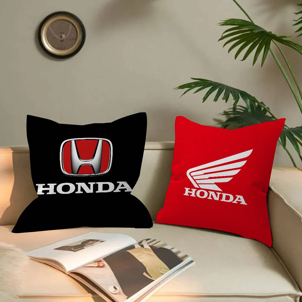 Декоративные подушки с логотип – обзор и цена Home Textiles Logo
